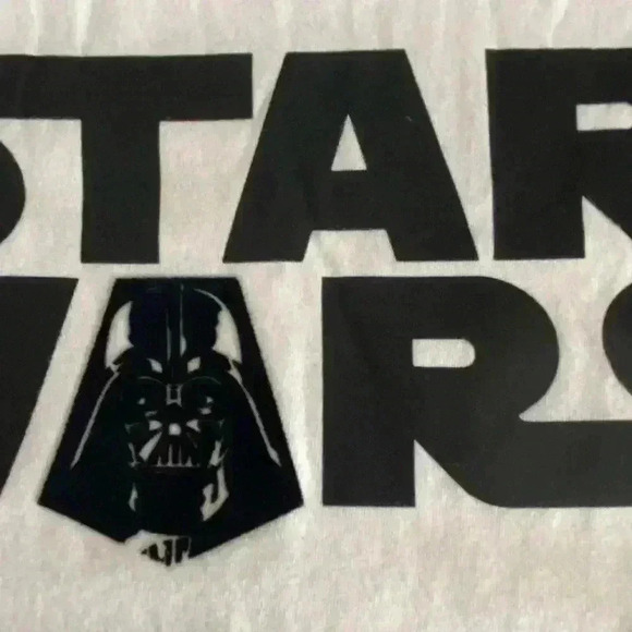 Star Wars T-shirt - Picture 12 of 13
